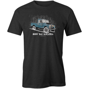 Men's T-shirt - Snow Land Rover Truck